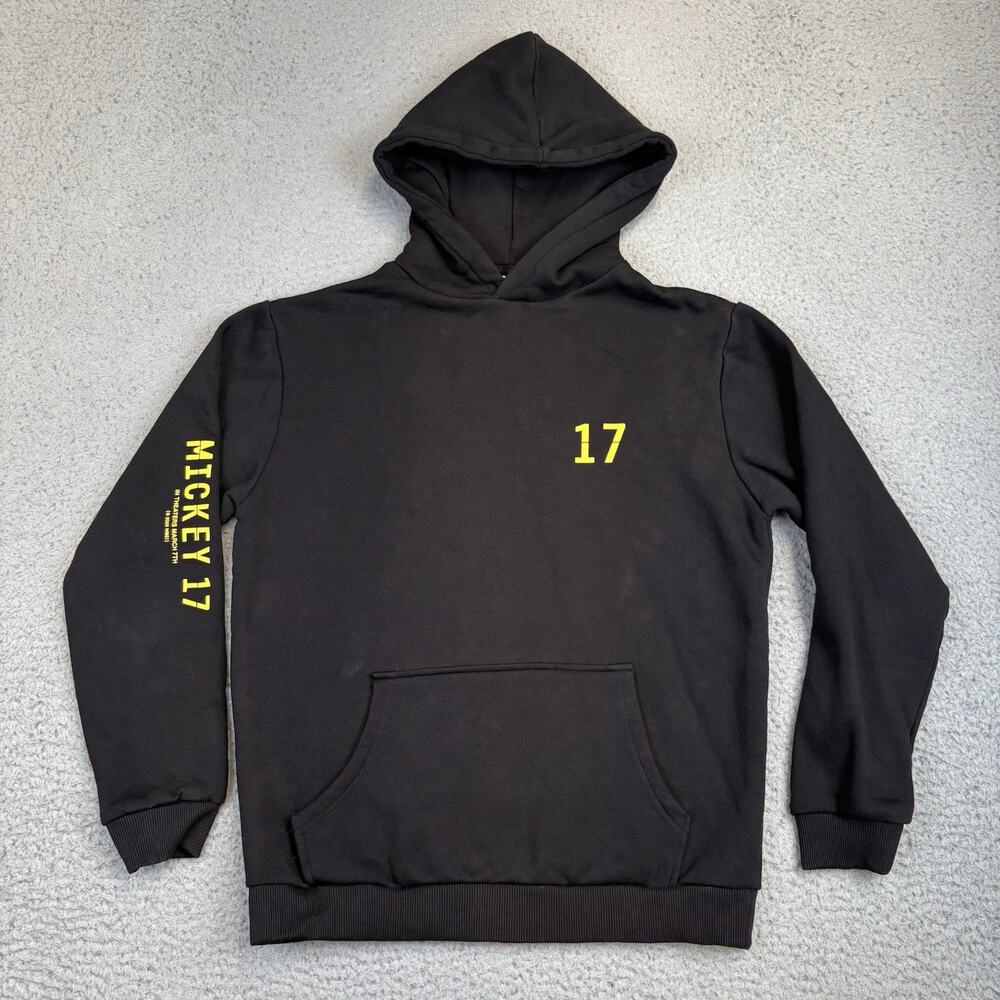 Mickey 17 Movie Promotional Sweatshirt (M) Hoodie Robert Pattinson Bong Joon Ho